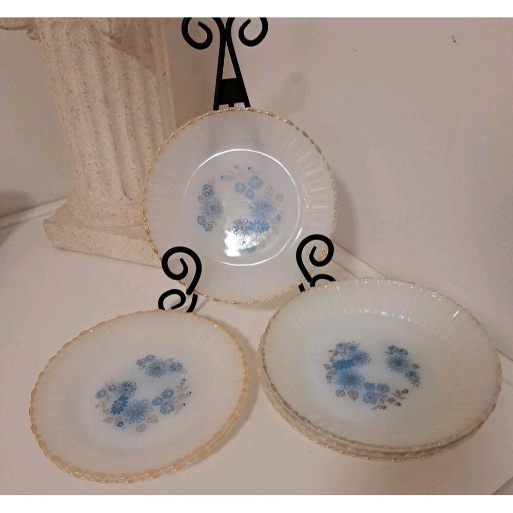 Vintage 1970s Termocrisa Blue Dot Floral Milk Glass Set Of Six 3 Bowls/3 Saucers